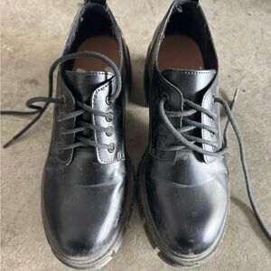 Classic Black Women's Lace-Up Shoes